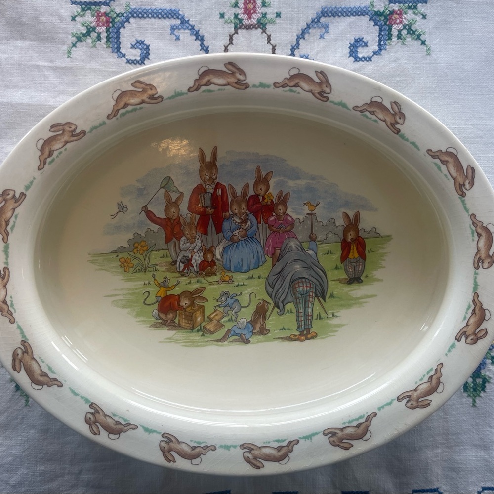Vintage 1970’s Royal Doulton Bunnykins Bunny Family Photo Oval Serving Bowl Dish